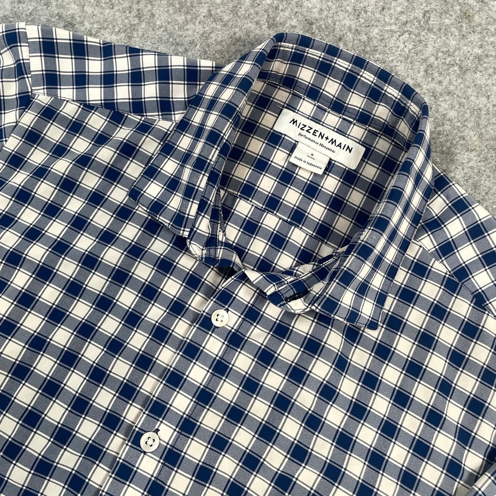Mizzen+Main Mens Button Down Shirt S Blue White Plaid Performance Trim Fit